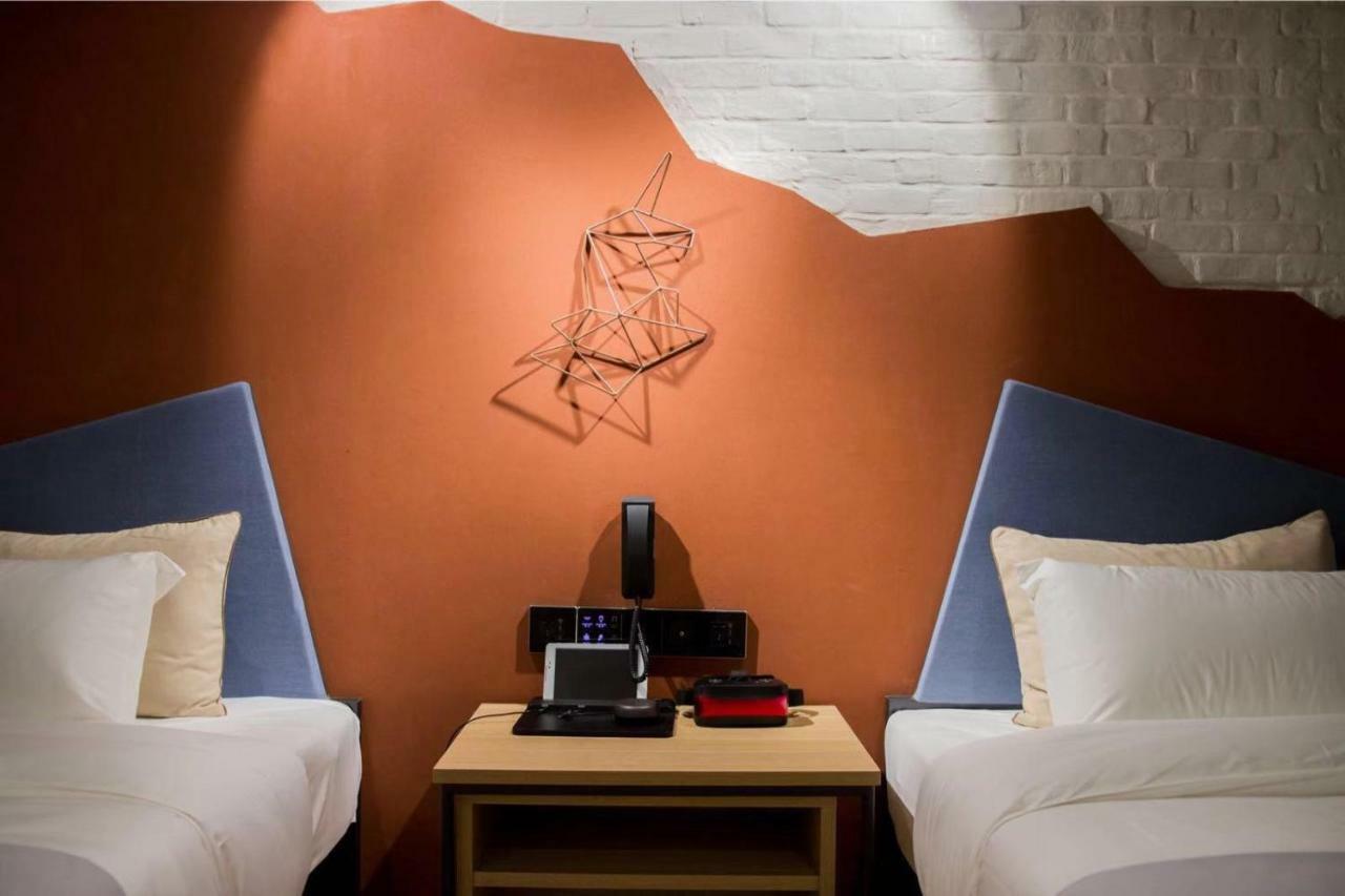 Yunik Hotel Shanghai Luaran gambar