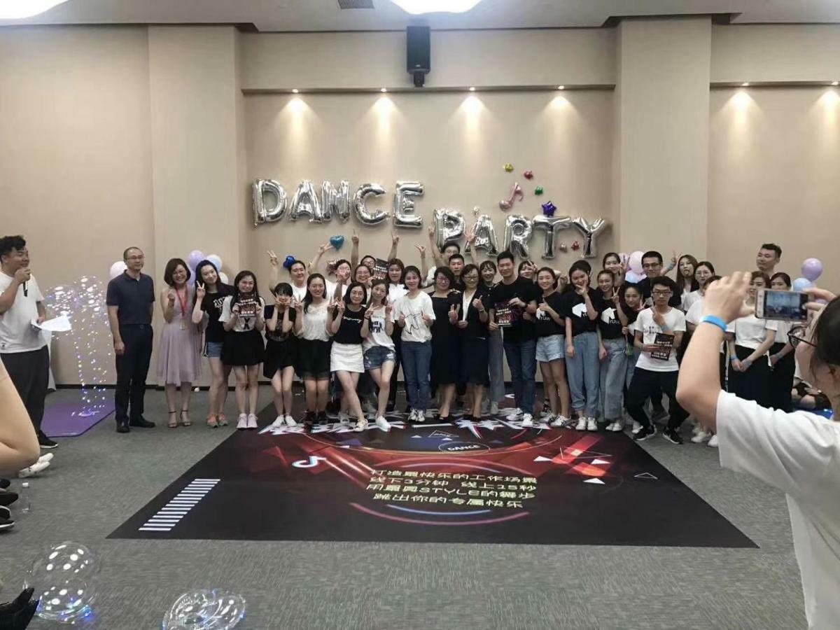 Yunik Hotel Shanghai Luaran gambar